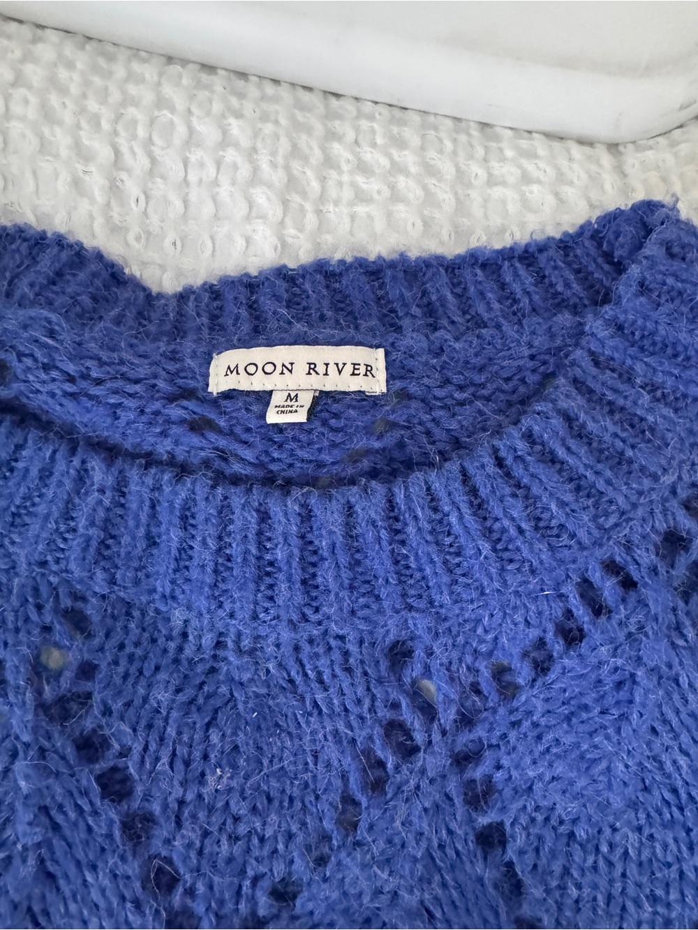 Blue Eyelet pattern Sweater - Picture 3 of 3
